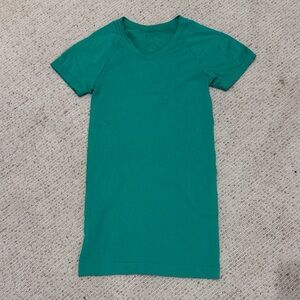 💚💚LULULEMON Green Short Sleeve swiftly tech